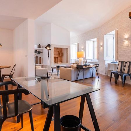 Charming 3Bdr Duplex In City Center By Lovelystay Lisbona Esterno foto