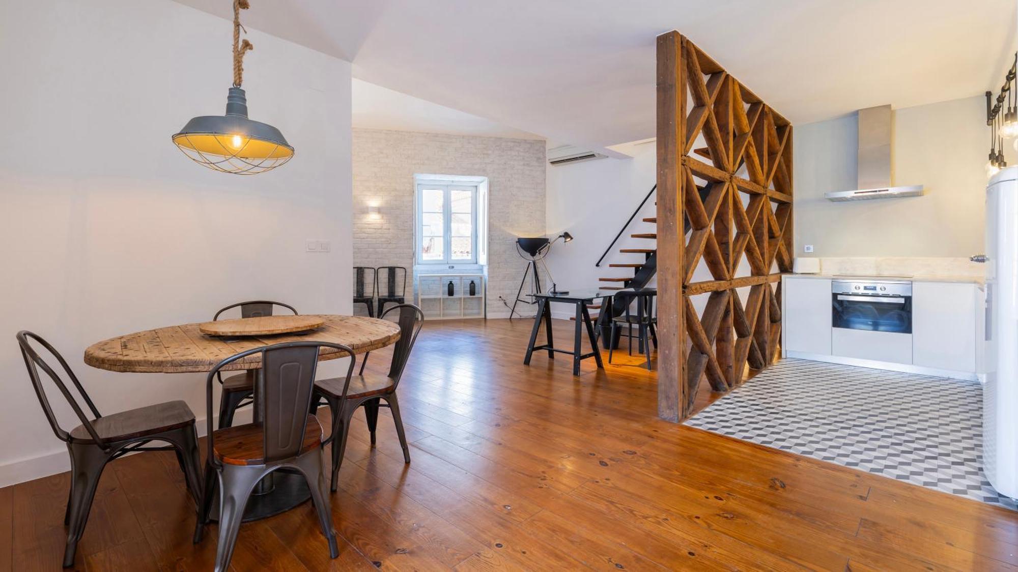 Charming 3Bdr Duplex In City Center By Lovelystay Lisbona Esterno foto