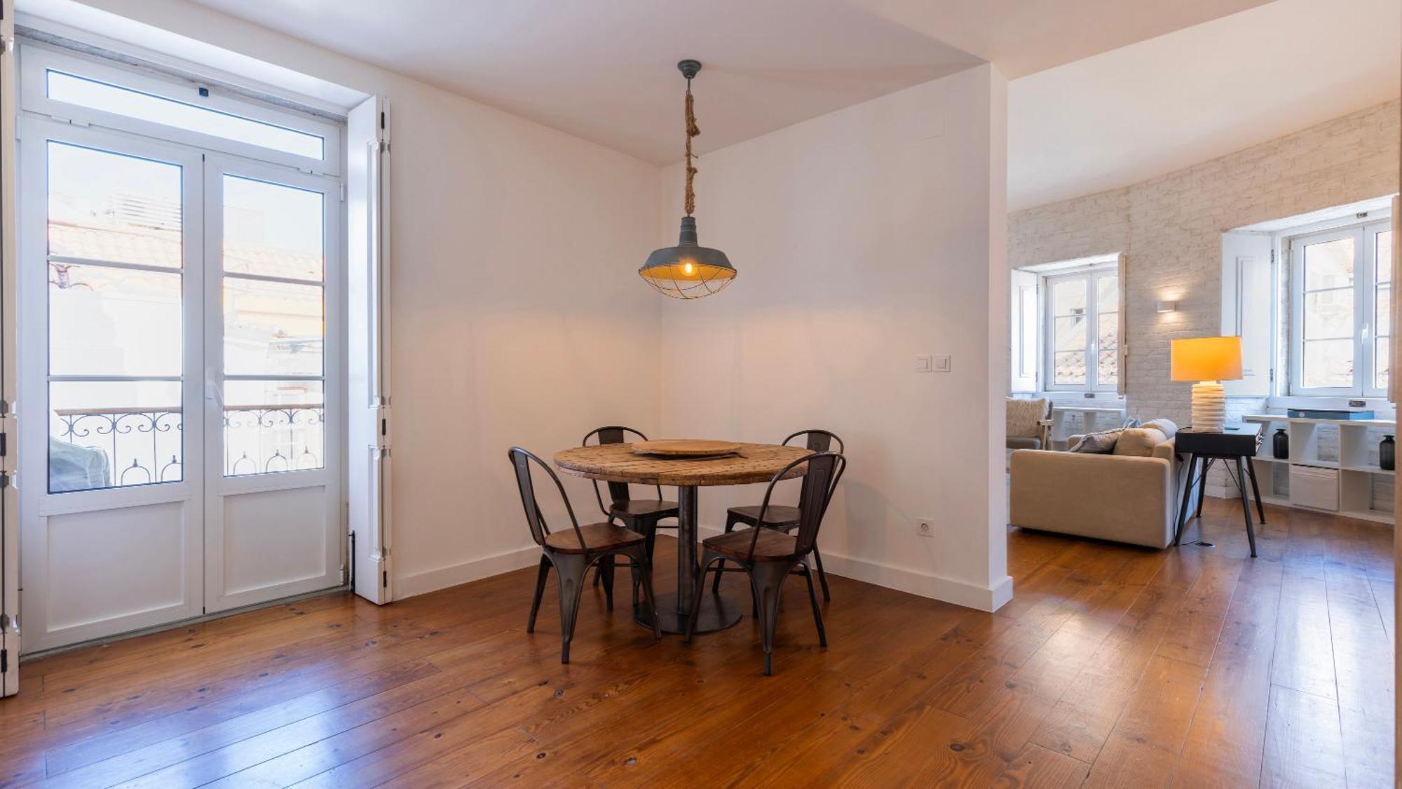 Charming 3Bdr Duplex In City Center By Lovelystay Lisbona Esterno foto