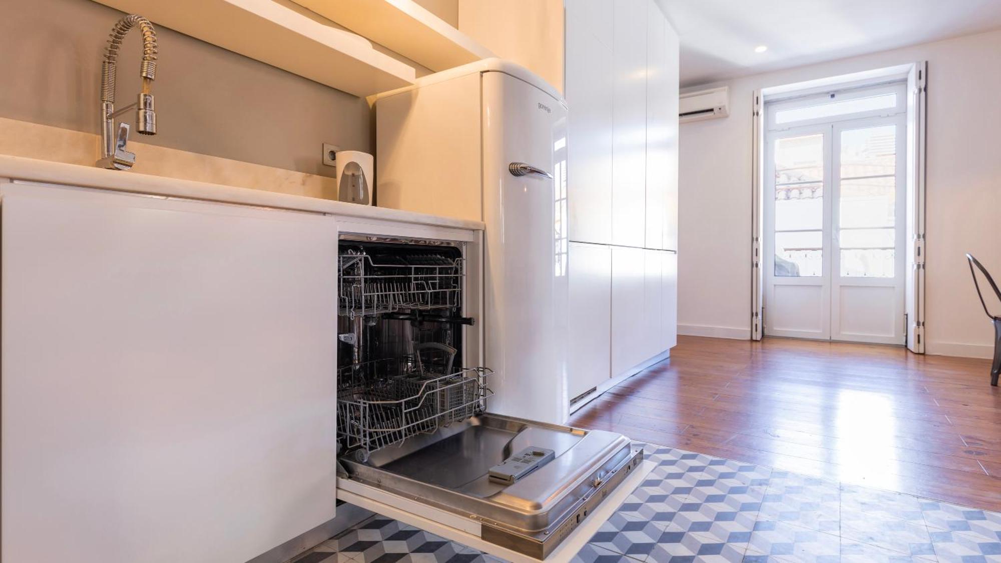 Charming 3Bdr Duplex In City Center By Lovelystay Lisbona Esterno foto