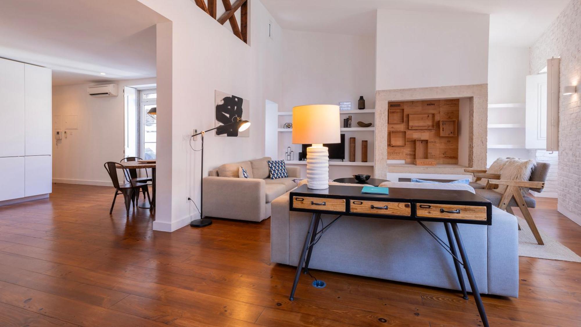 Charming 3Bdr Duplex In City Center By Lovelystay Lisbona Esterno foto