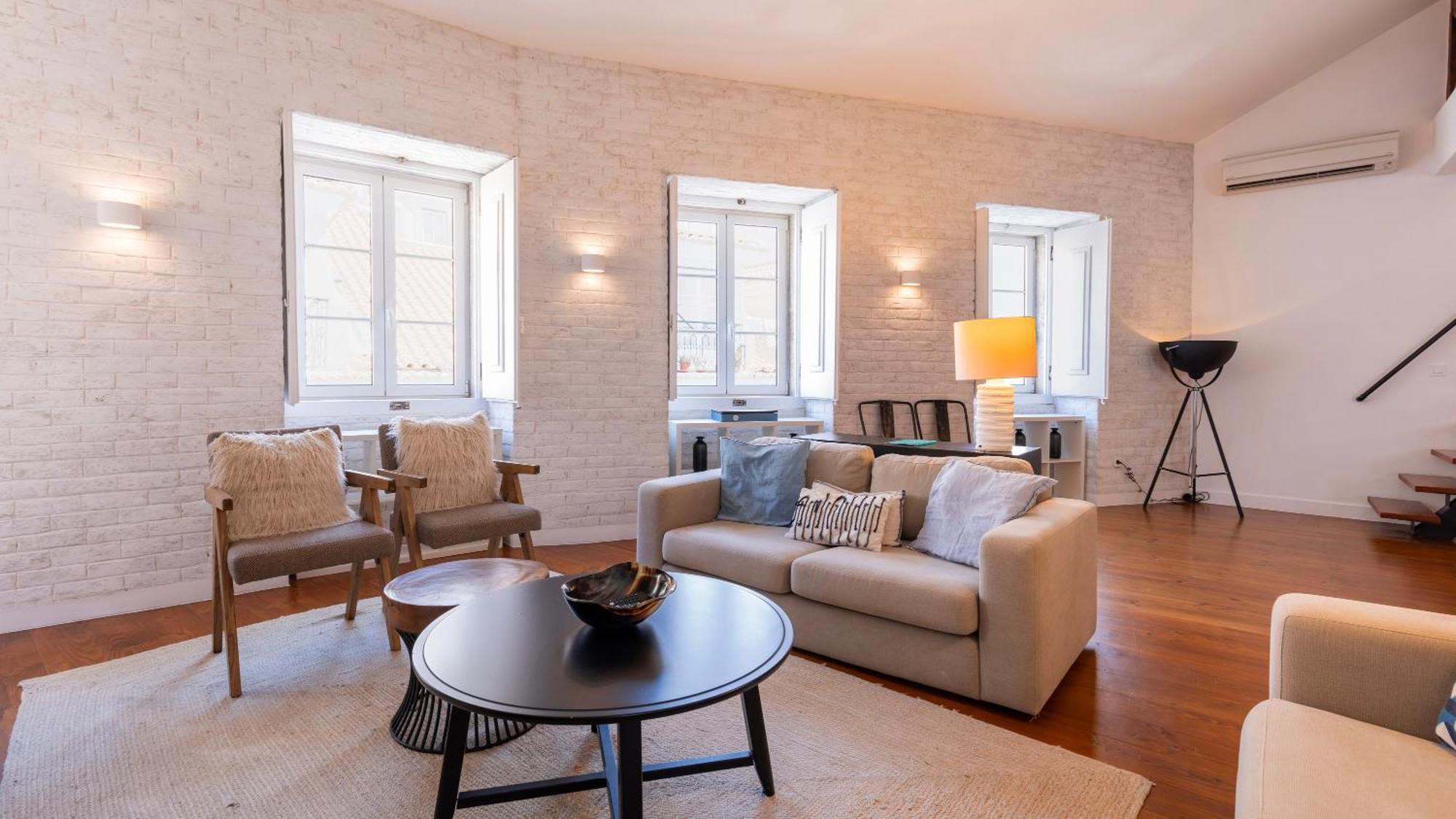 Charming 3Bdr Duplex In City Center By Lovelystay Lisbona Esterno foto