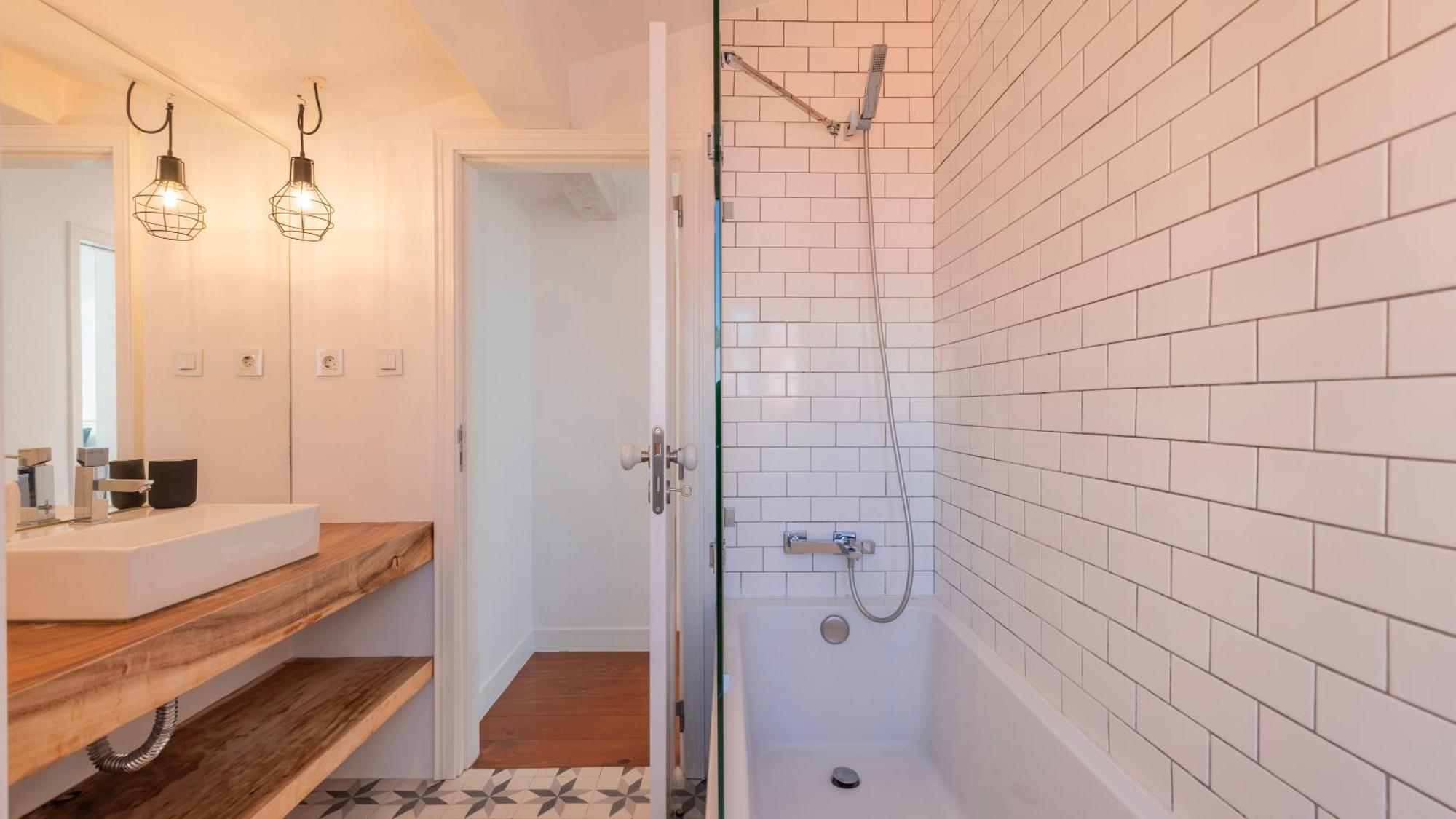 Charming 3Bdr Duplex In City Center By Lovelystay Lisbona Esterno foto