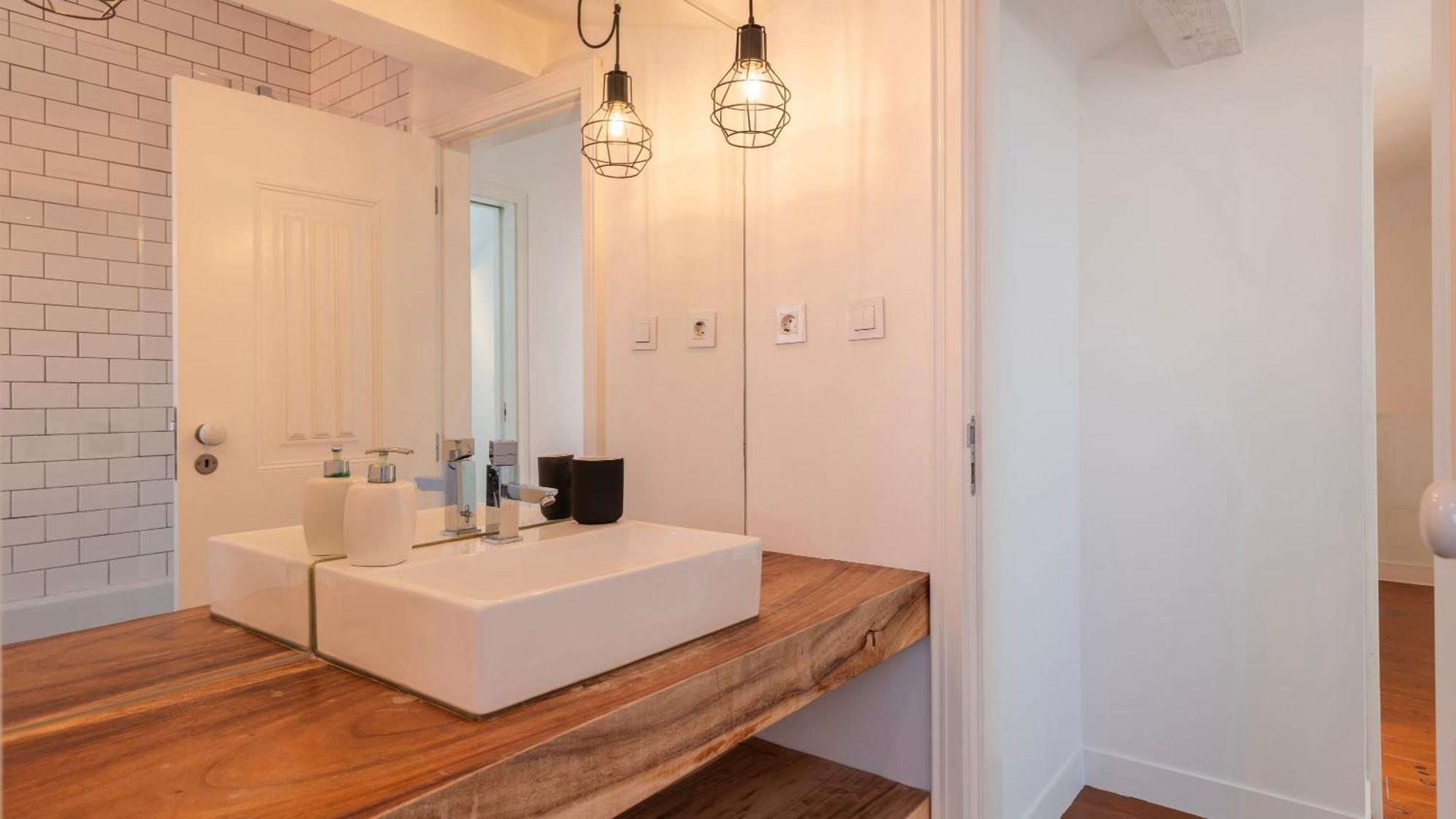 Charming 3Bdr Duplex In City Center By Lovelystay Lisbona Esterno foto